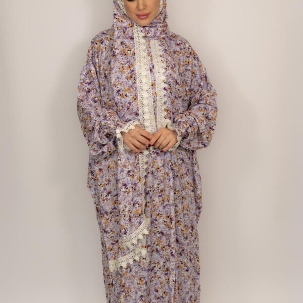 لبس صلاه قطن مع شيله ودانتيل